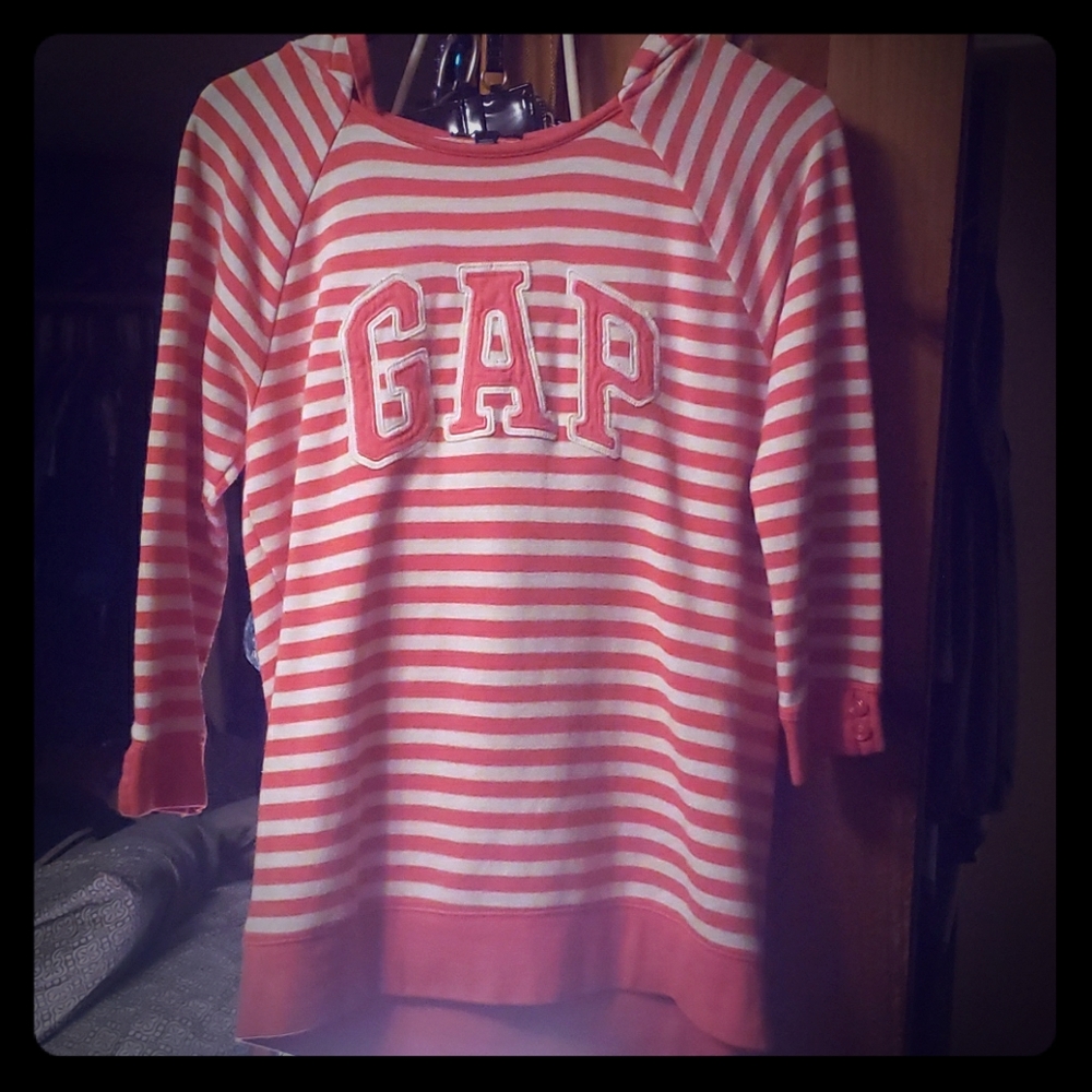 GAP Sweater